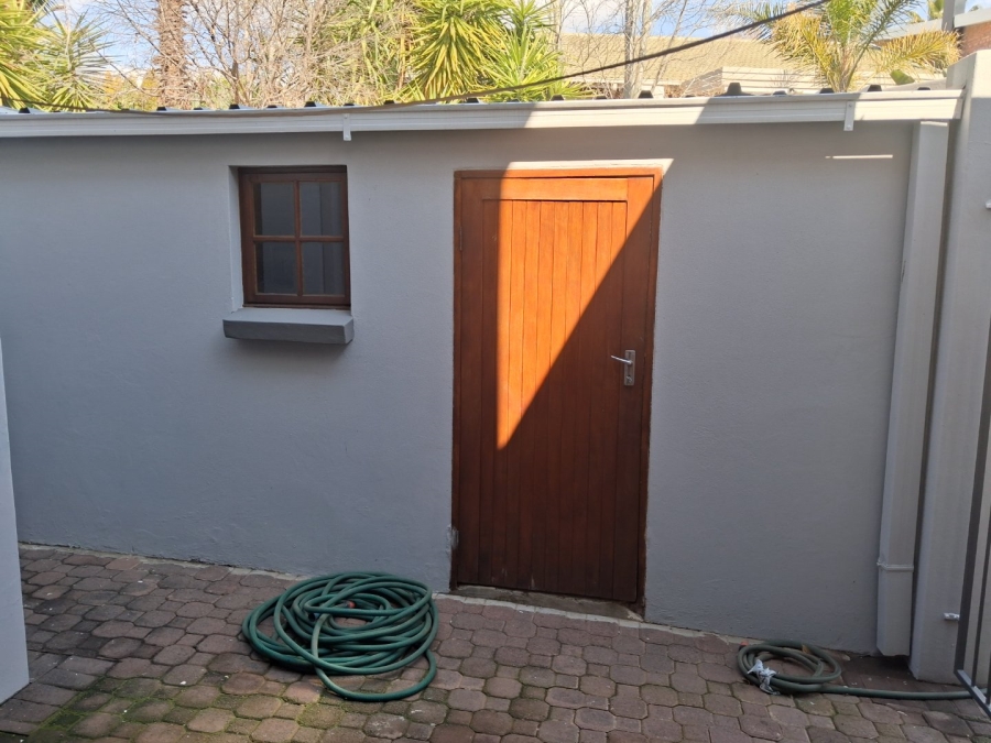 To Let 3 Bedroom Property for Rent in Pentagon Park Free State